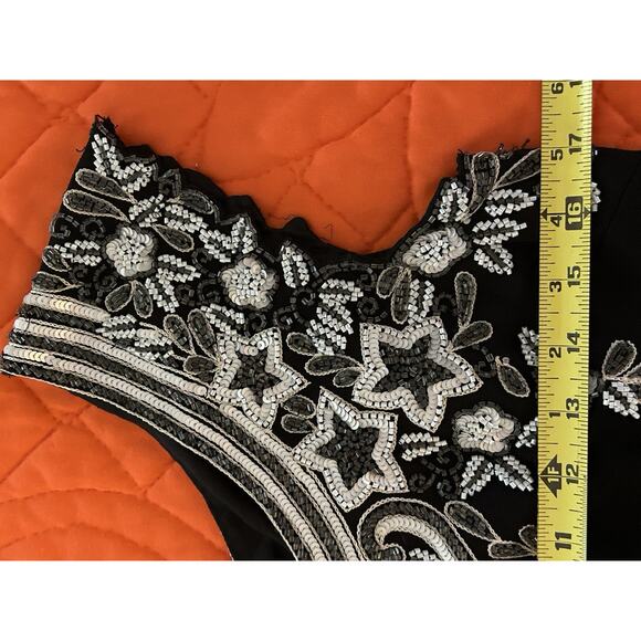 J KARA New York Womens Size Small Beaded and Sequined Top - Picture 7 of 14